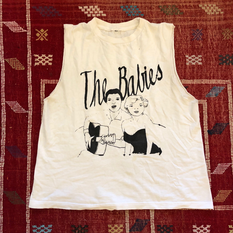 Illustration for article titled Cut the Sleeves Off Your T-Shirts to Stay Cool